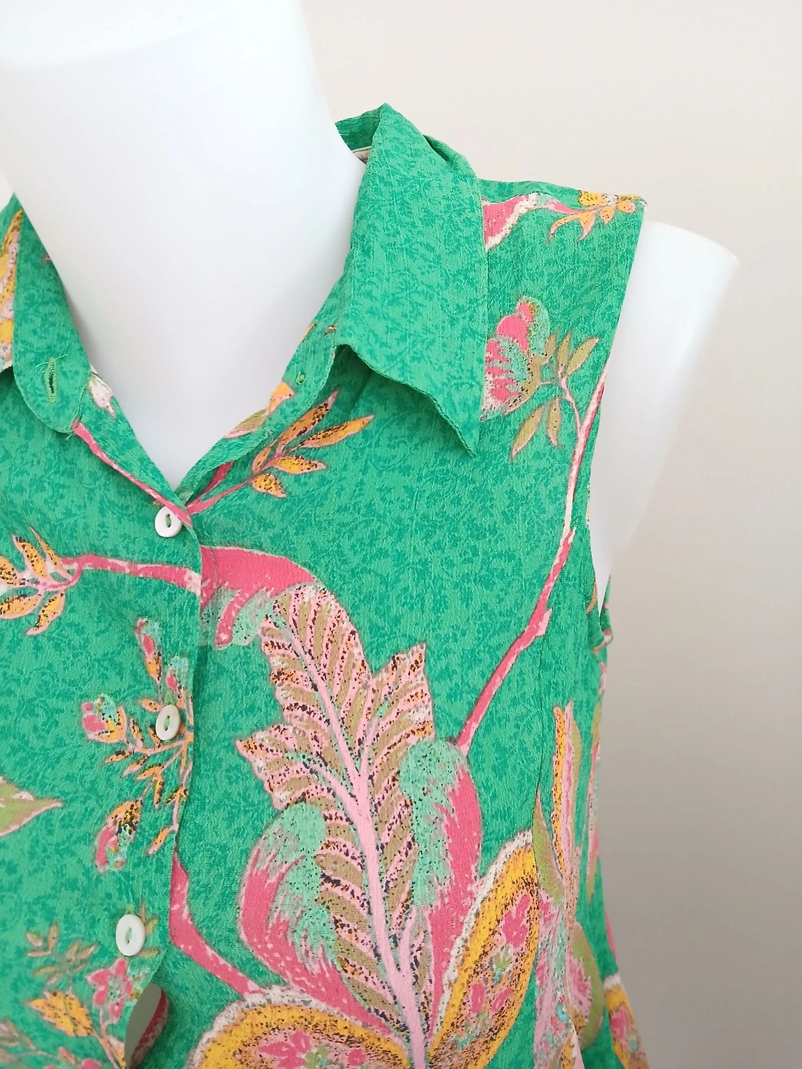 Blusa sem mangas tamanho P – photo 2